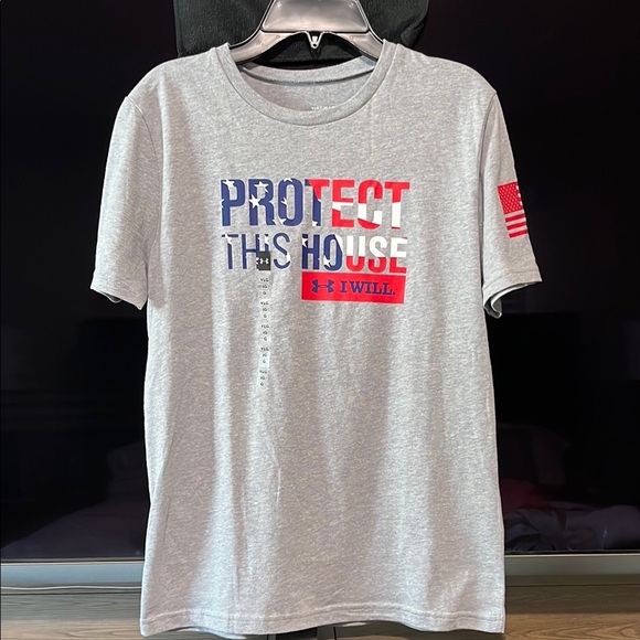 Under Armour Other - UNDER ARMOUR - 🇺🇸 Teen HeatGear Gray Shirt